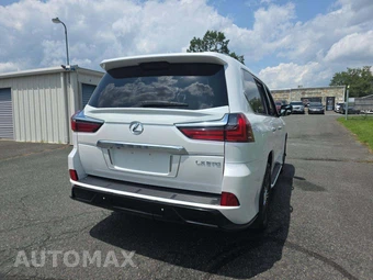 2018 Lexus LX 570 Three-Row – miniatura 3