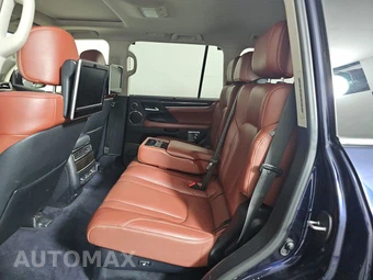 2018 Lexus LX 570 Three-Row – miniatura 13