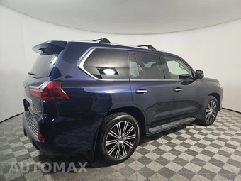 2018 Lexus LX 570 Three-Row – miniatura 4