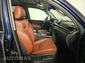 2018 Lexus LX 570 Three-Row – miniatura 8
