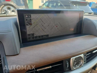 2018 Lexus LX 570 Three-Row – miniatura 24