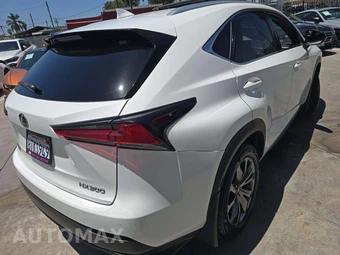 2018 Lexus NX 300 F SPORT - miniatura 3