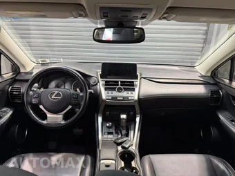 2018 Lexus NX 300 - miniatura 10