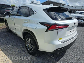 2018 Lexus NX 300 - miniatura 2