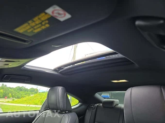 2018 Lexus RC 300 F SPORT - miniatura 11