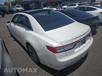 2018 Lincoln Continental Select – miniatura 2