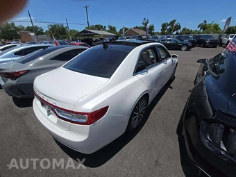 2018 Lincoln Continental Select – miniatura 3