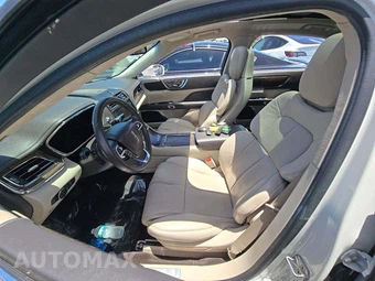 2018 Lincoln Continental Select – miniatura 6