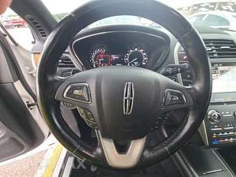 2018 Lincoln MKC Reserve – miniatura 10
