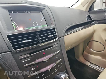 2018 Lincoln MKT Reserve – miniatura 11