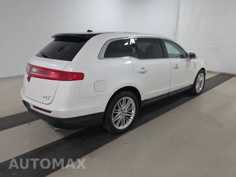 2018 Lincoln MKT Reserve – miniatura 4