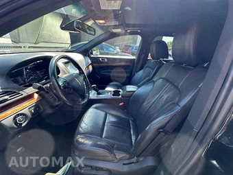 2018 Lincoln MKT w/Livery Pkg – miniatura 9