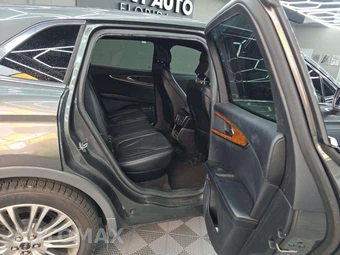 2018 Lincoln MKX Reserve – miniatura 16