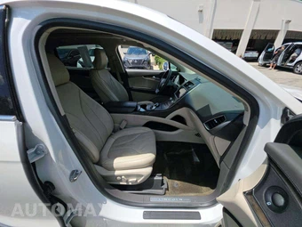 2018 Lincoln MKX Reserve – miniatura 18