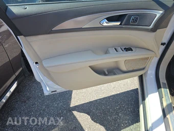 2018 Lincoln MKZ Premiere – miniatura 9