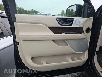 2018 Lincoln Navigator L Reserve – miniatura 9