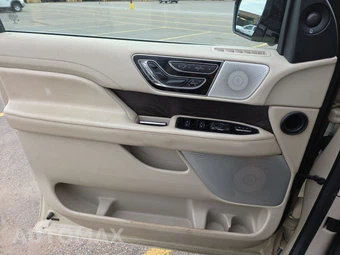 2018 Lincoln Navigator L Reserve - miniatura 9