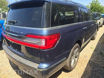 2018 Lincoln Navigator L Reserve – miniatura 4