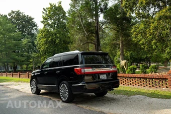 2018 Lincoln Navigator Reserve - miniatura 17