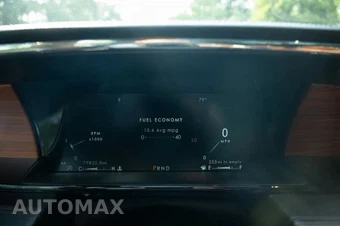 2018 Lincoln Navigator Reserve - miniatura 24
