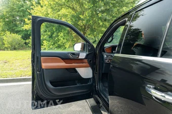 2018 Lincoln Navigator Reserve - miniatura 25
