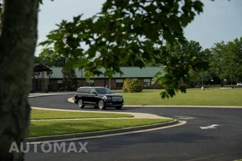 2018 Lincoln Navigator Reserve - miniatura 5