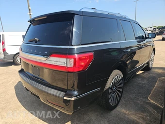 2018 Lincoln Navigator Reserve – miniatura 4