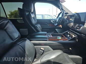 2018 Lincoln Navigator Reserve – miniatura 8