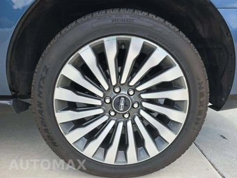 2018 Lincoln Navigator Reserve – miniatura 21