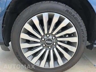 2018 Lincoln Navigator Reserve – miniatura 23