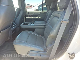 2018 Lincoln Navigator Reserve – miniatura 13