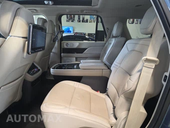 2018 Lincoln Navigator Reserve – miniatura 13