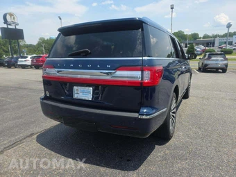 2018 Lincoln Navigator Reserve – miniatura 3