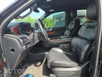 2018 Lincoln Navigator Select – miniatura 6