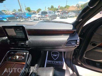 2018 Lincoln Navigator Select – miniatura 20