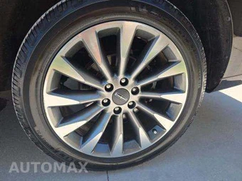 2018 Lincoln Navigator Select – miniatura 25