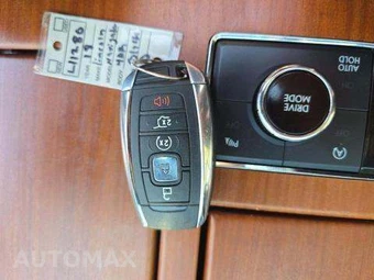 2018 Lincoln Navigator Select – miniatura 8