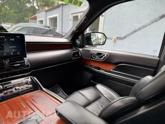 2018 Lincoln Navigator Select - miniatura 29