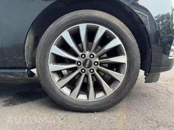 2018 Lincoln Navigator Select - miniatura 34