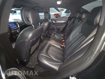 2018 Maserati Ghibli S Q4 – miniatura 13