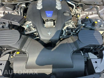 2018 Maserati Ghibli S Q4 – miniatura 15