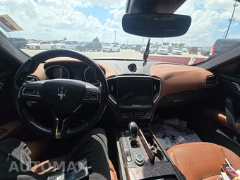 2018 Maserati Ghibli S – miniatura 11