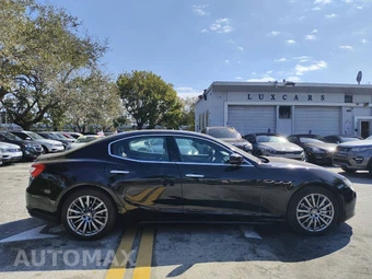 2018 Maserati Ghibli – miniatura 11