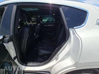 2018 Maserati Levante GrandLusso – miniatura 10