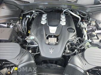 2018 Maserati Levante GrandLusso – miniatura 15