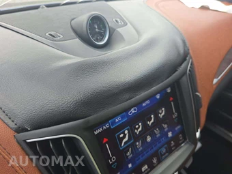2018 Maserati Levante GrandLusso – miniatura 22