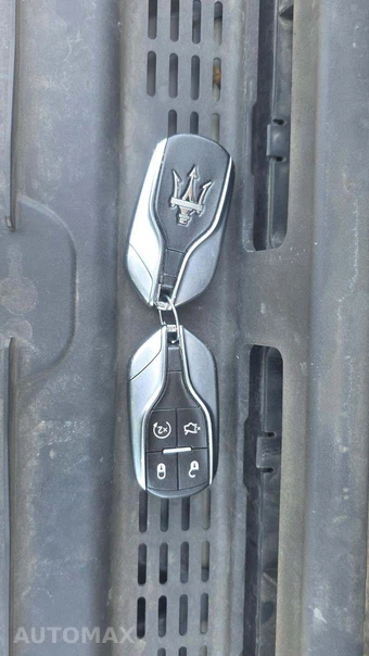 2018 Maserati Levante GranSport - miniatura 18