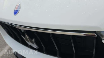 2018 Maserati Levante GranSport - miniatura 25