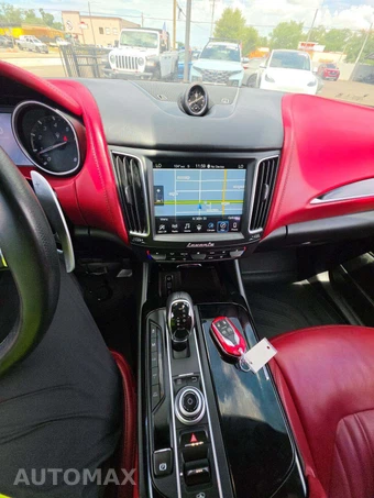 2018 Maserati Levante S – miniatura 10