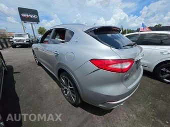 2018 Maserati Levante S – miniatura 2